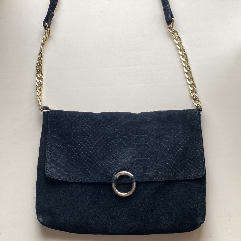 ASOS Suede Crossbody bag with gold chain, black, One Size